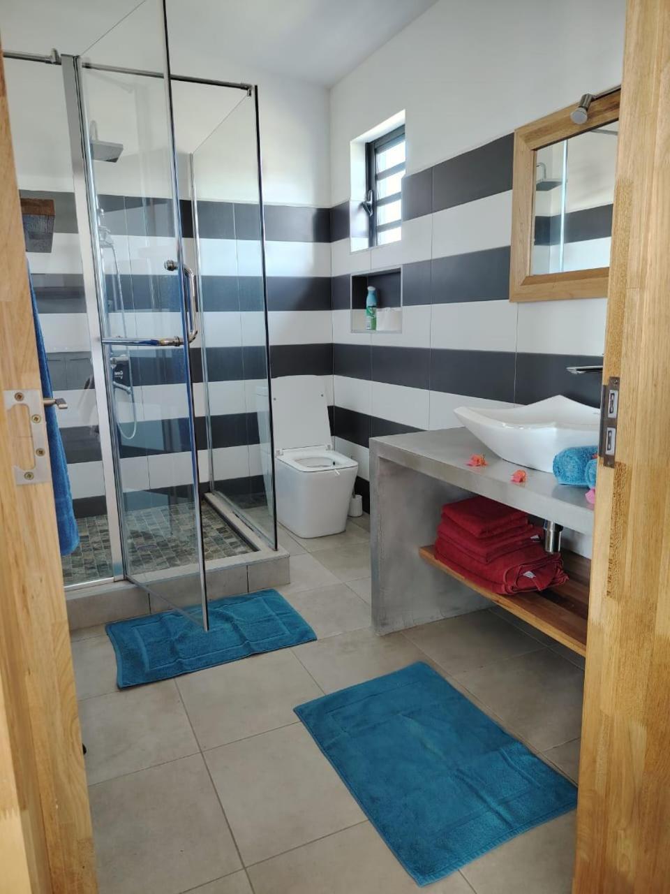 Le P'Tit Bohneur Apartamento Trou aux Biches Exterior foto