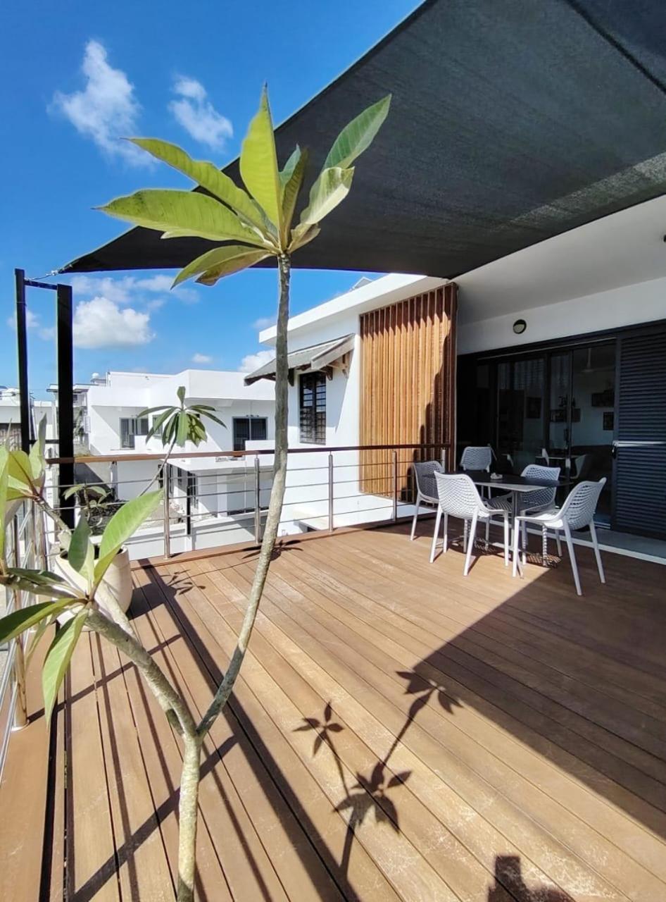 Le P'Tit Bohneur Apartamento Trou aux Biches Exterior foto